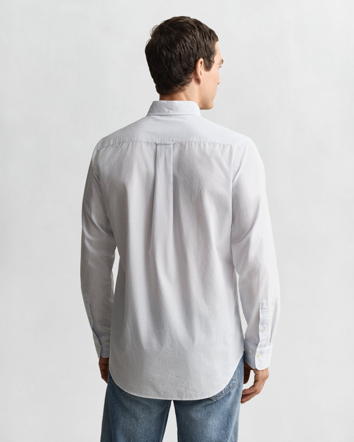 LIGHT BLUE, REG CLASSIC POPLIN BANKER SHIRT, BACK-VIEW BY GANT AU.