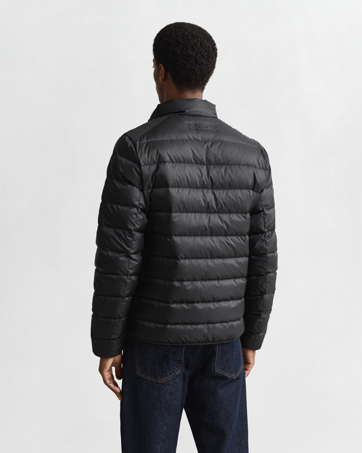BLACK, LIGHT DOWN JACKET, BACK-VIEW BY GANT AU.