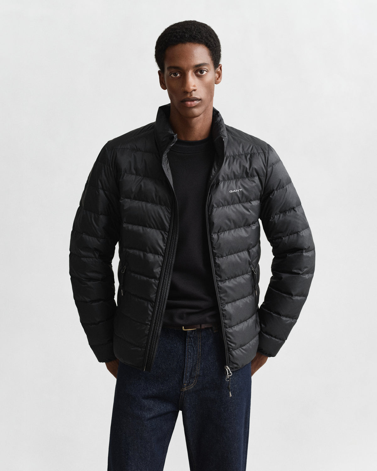 BLACK, LIGHT DOWN JACKET, FRONT-VIEW BY GANT AU.