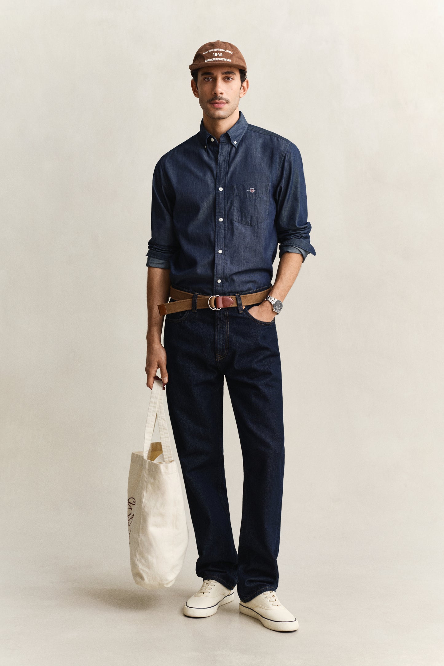 DARK BLUE, Straight Jeans BY GANT AU.