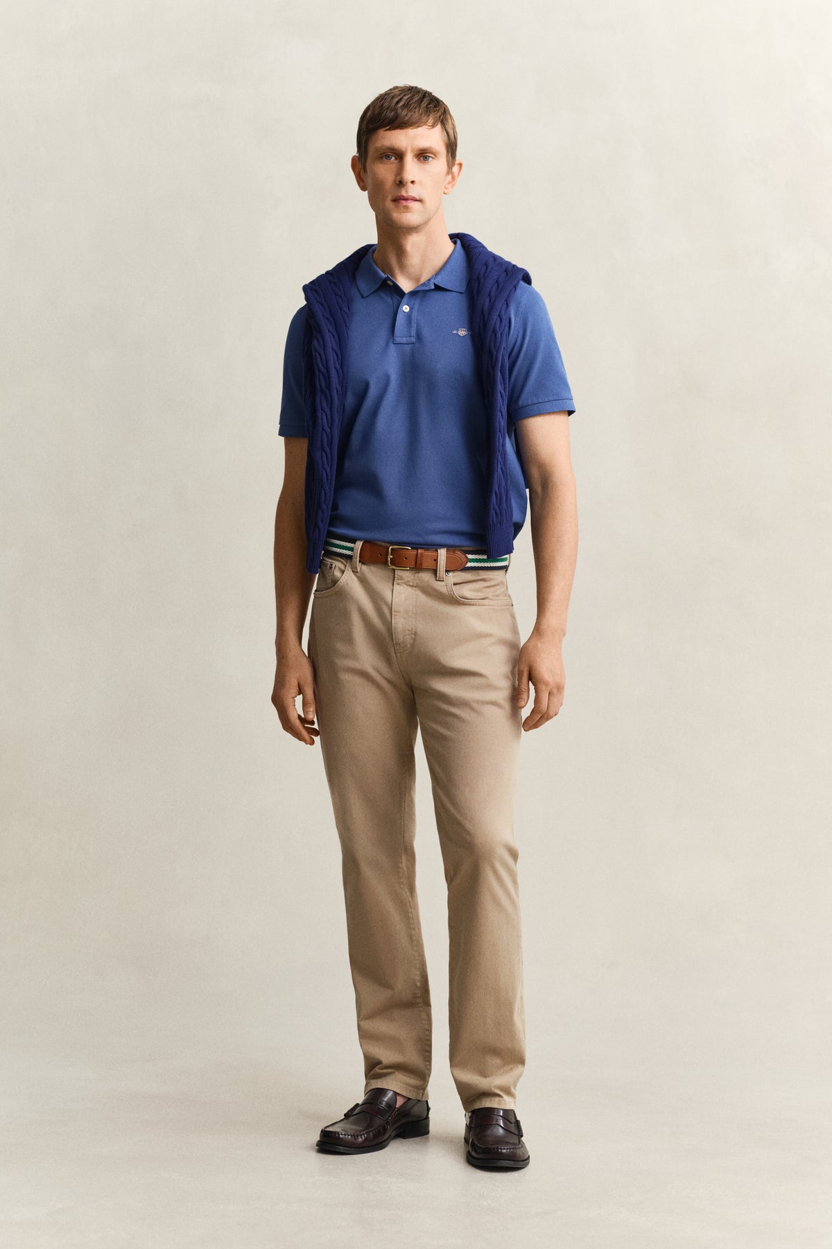 DARK KHAKI, Regular Jeans BY GANT AU.