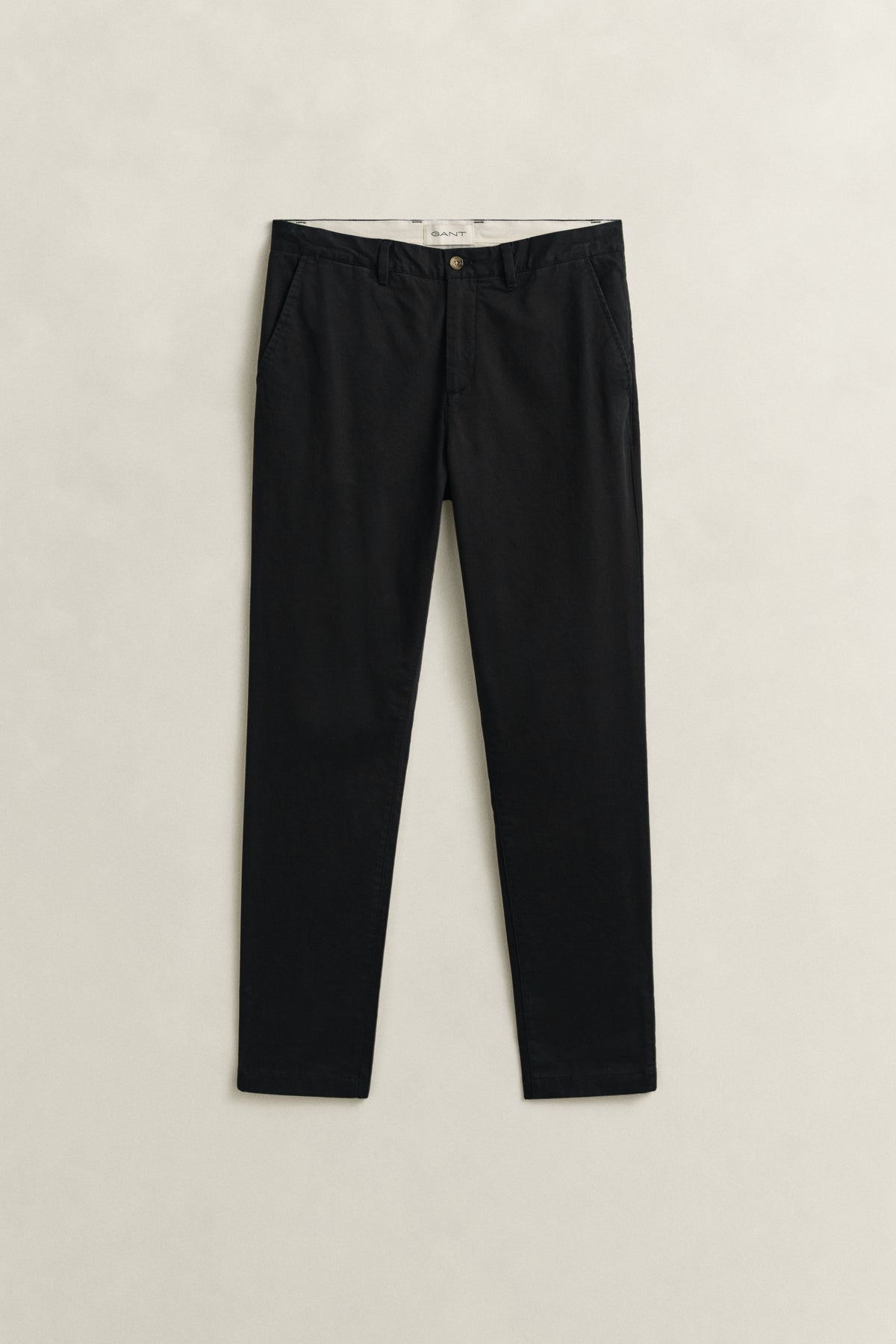 BLACK, Classic Slim Chinos, FRONT-VIEW BY GANT AU.