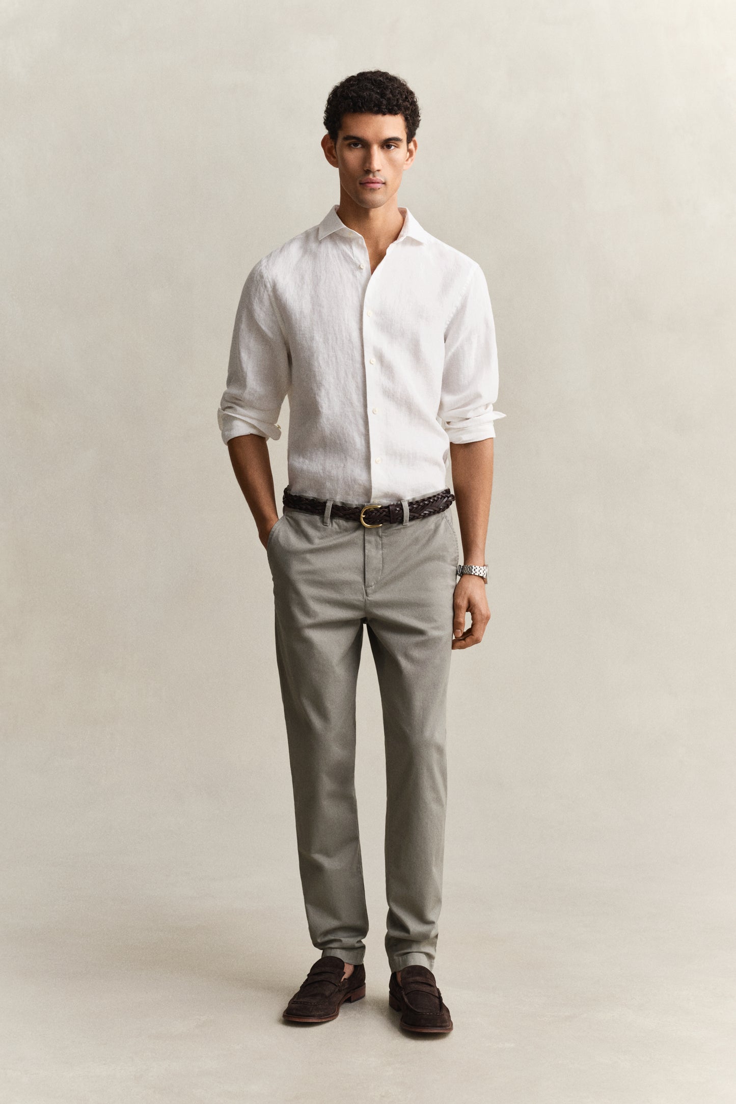 PEWTER GREY, Classic Slim Chinos BY GANT AU.