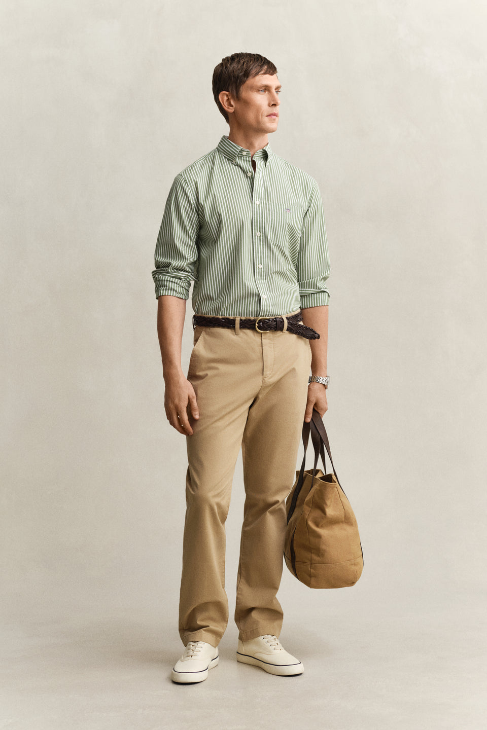 Regular Fit Classic Chinos