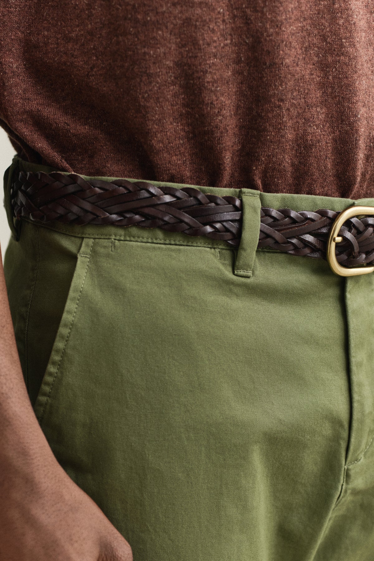 DRY HERB GREEN, Classic Regular Chinos, CLOSE-UP BY GANT AU.