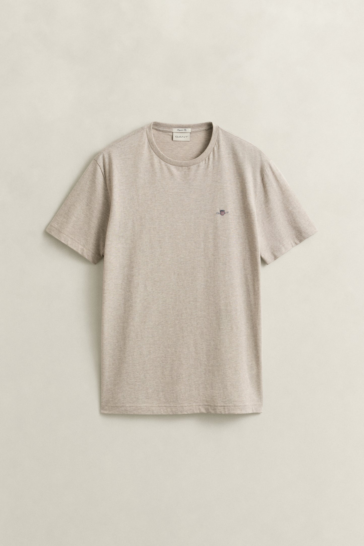 SEED MELANGE, Shield T-Shirt, FLAT-LAY BY GANT AU.