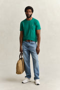 BOTANICAL HUE, Shield T-Shirt BY GANT AU.
