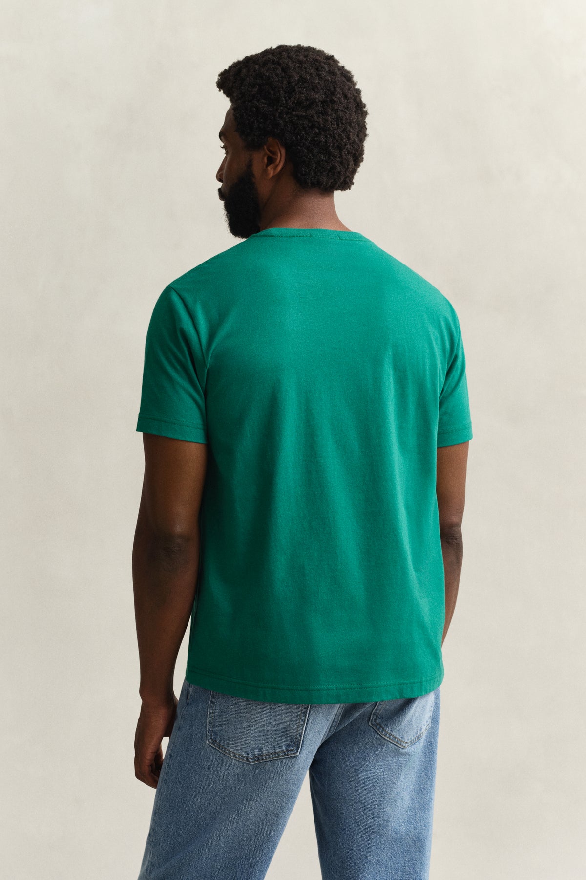 BOTANICAL HUE, Shield T-Shirt, BACK-VIEW BY GANT AU.