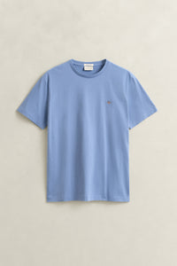 FADED DENIM, Shield T-Shirt, FRONT-VIEW BY GANT AU.