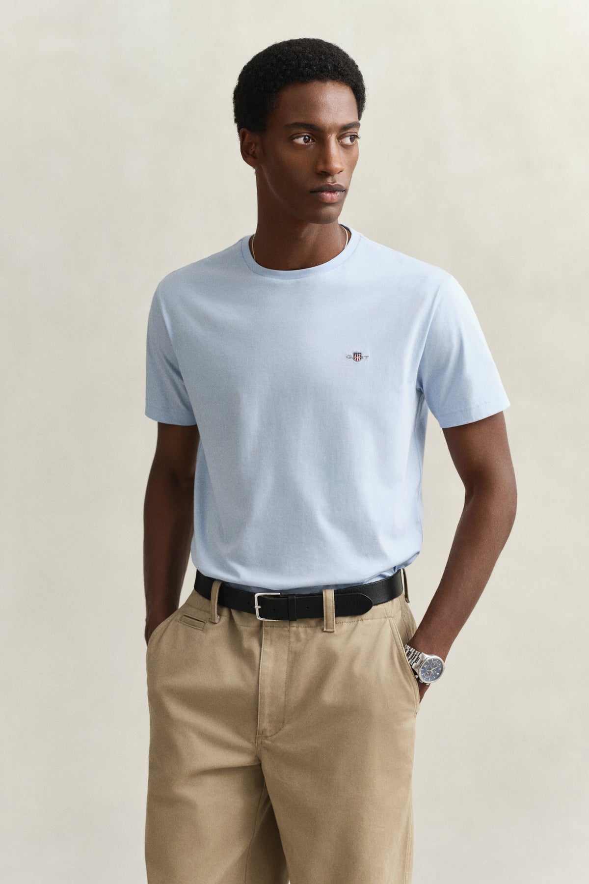 FRESH BLUE, Shield T-Shirt BY GANT AU.