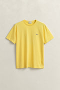 BANANA YELLOW, Shield T-Shirt, FLAT-LAY BY GANT AU.