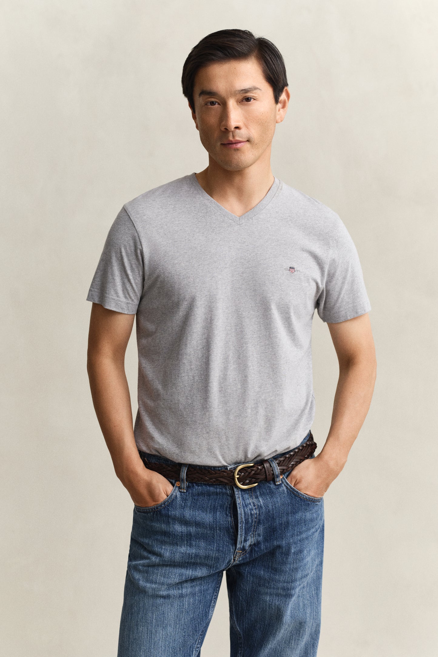 GREY MELANGE, Slim Shield T-Shirt, FRONT-VIEW BY GANT AU.