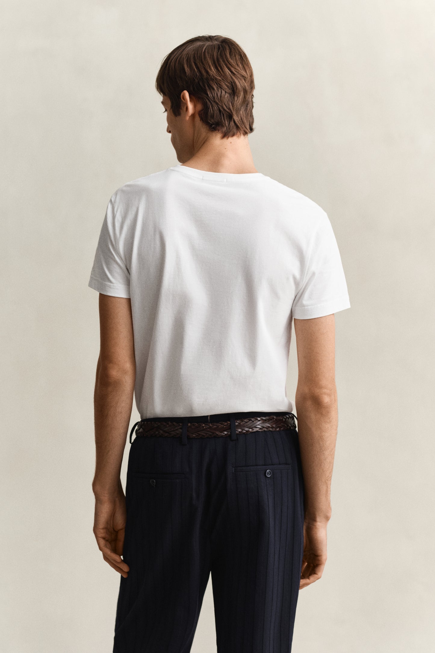 WHITE, Slim Shield T-Shirt, BACK-VIEW BY GANT AU.