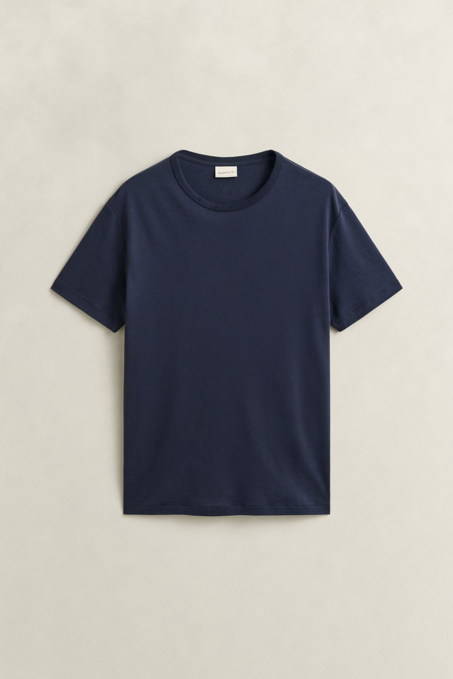 EVENING BLUE, INTERLOCK SS TSHIRT, FLAT-LAY BY GANT AU.