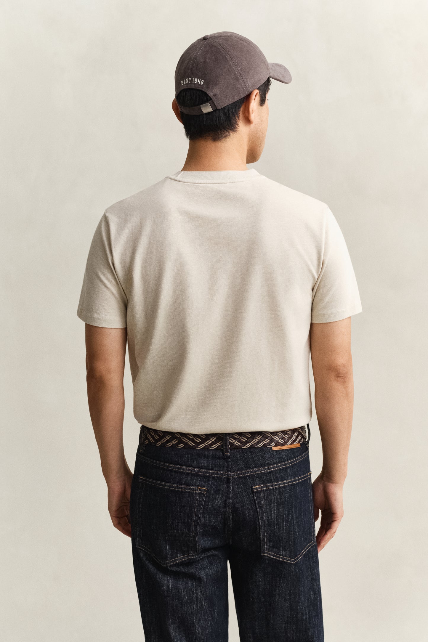 OAT BEIGE, 2 TONE PIQUE SS TSHIRT, BACK-VIEW BY GANT AU.