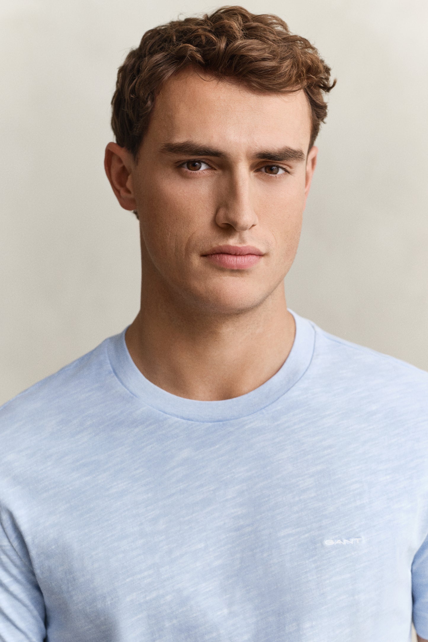 FRESH BLUE, WASHED SLUB SS TSHIRT, CLOSE-UP BY GANT AU.