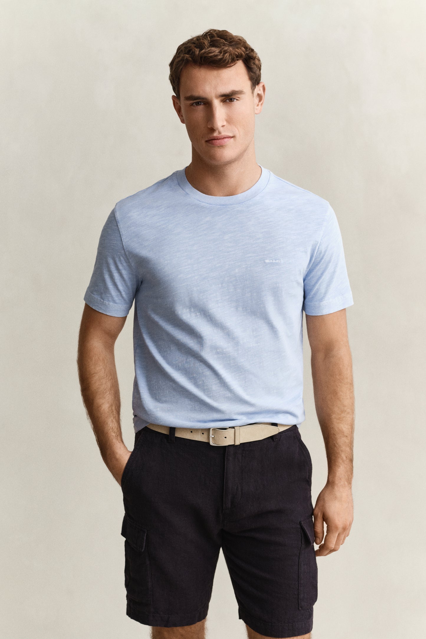 FRESH BLUE, WASHED SLUB SS TSHIRT, FRONT-VIEW BY GANT AU.