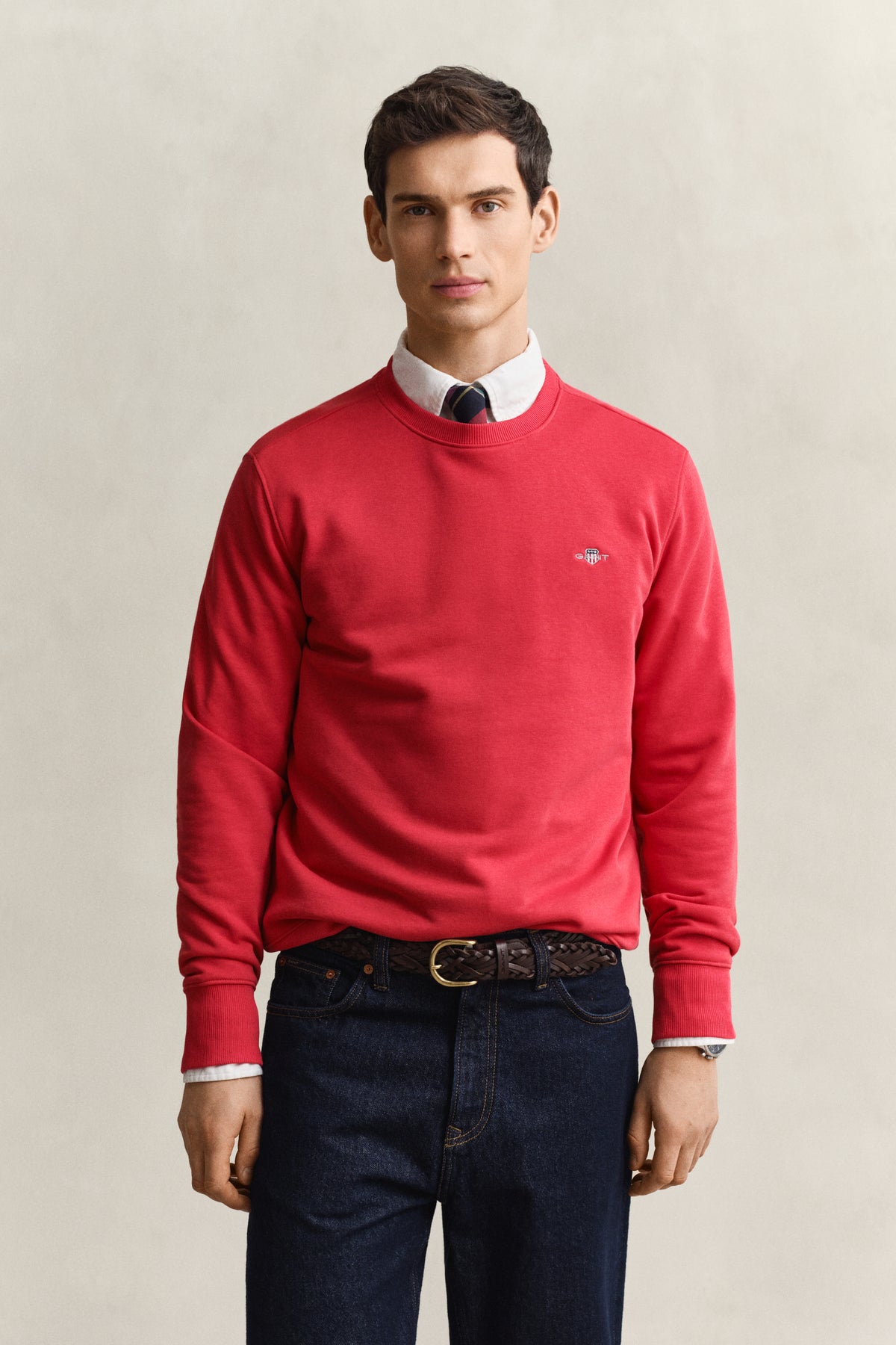 ROSE RED, REG SHIELD C-NECK SWEAT, FRONT-VIEW BY GANT AU.