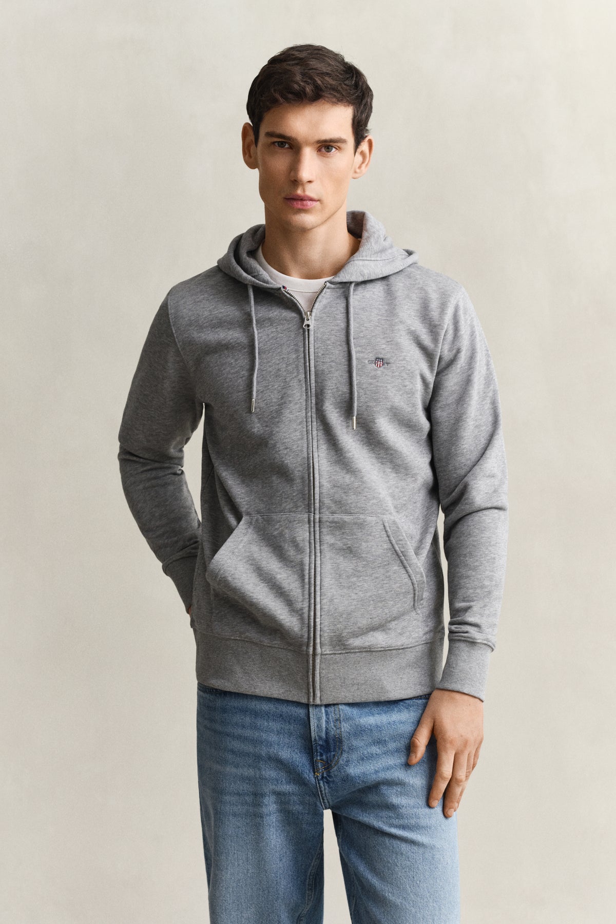 GREY MELANGE, REG SHIELD FULL ZIP HOODIE, FRONT-VIEW BY GANT AU.