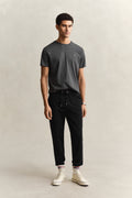BLACK, REG SHIELD SWEATPANTS, FRONT-VIEW BY GANT AU.