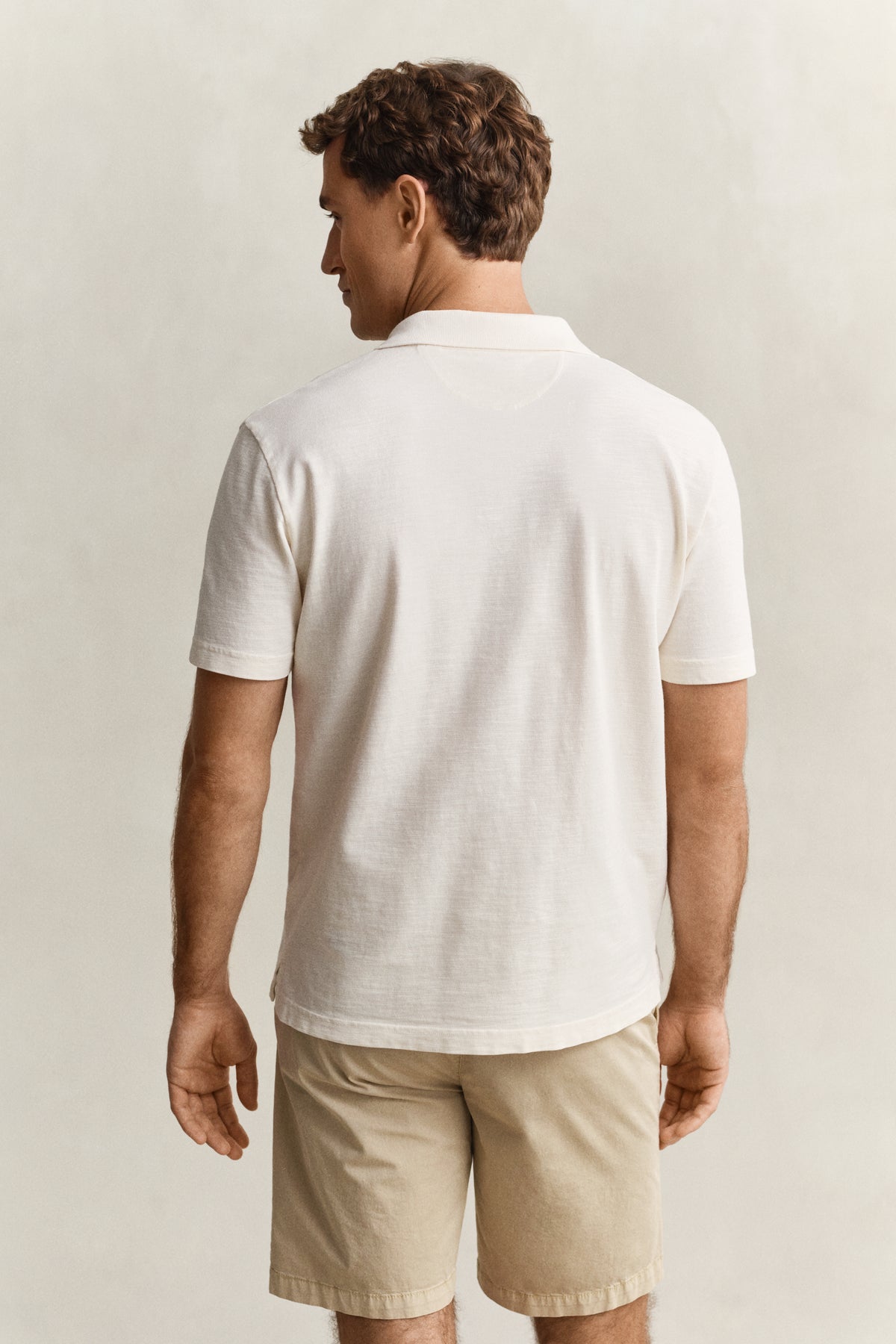 CREAM, WASHED SLUB SS POLO, BACK-VIEW BY GANT AU.
