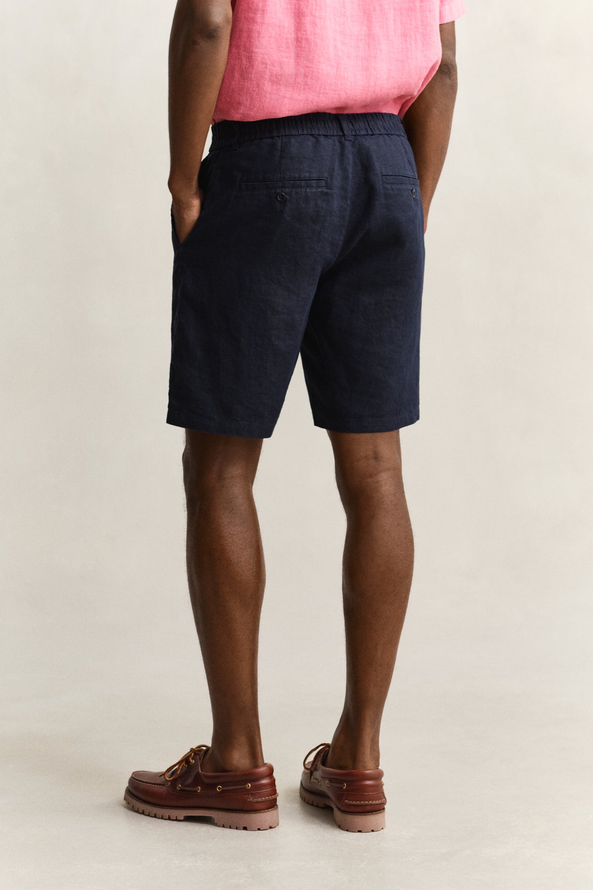 EVENING BLUE, Linen Shorts, BACK-VIEW BY GANT AU.