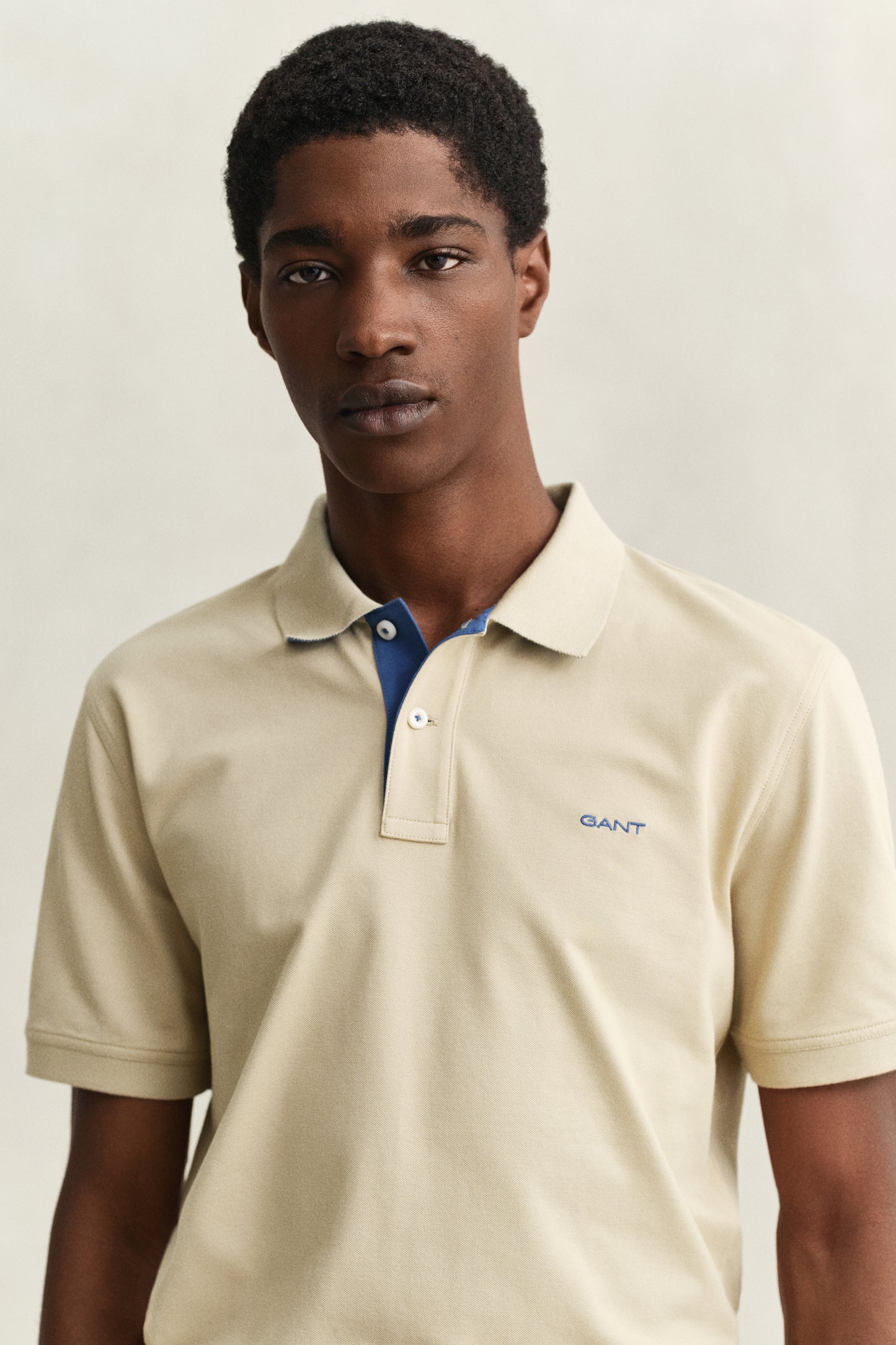 OAT BEIGE, Contrast Polo Shirt, CLOSE-UP BY GANT AU.