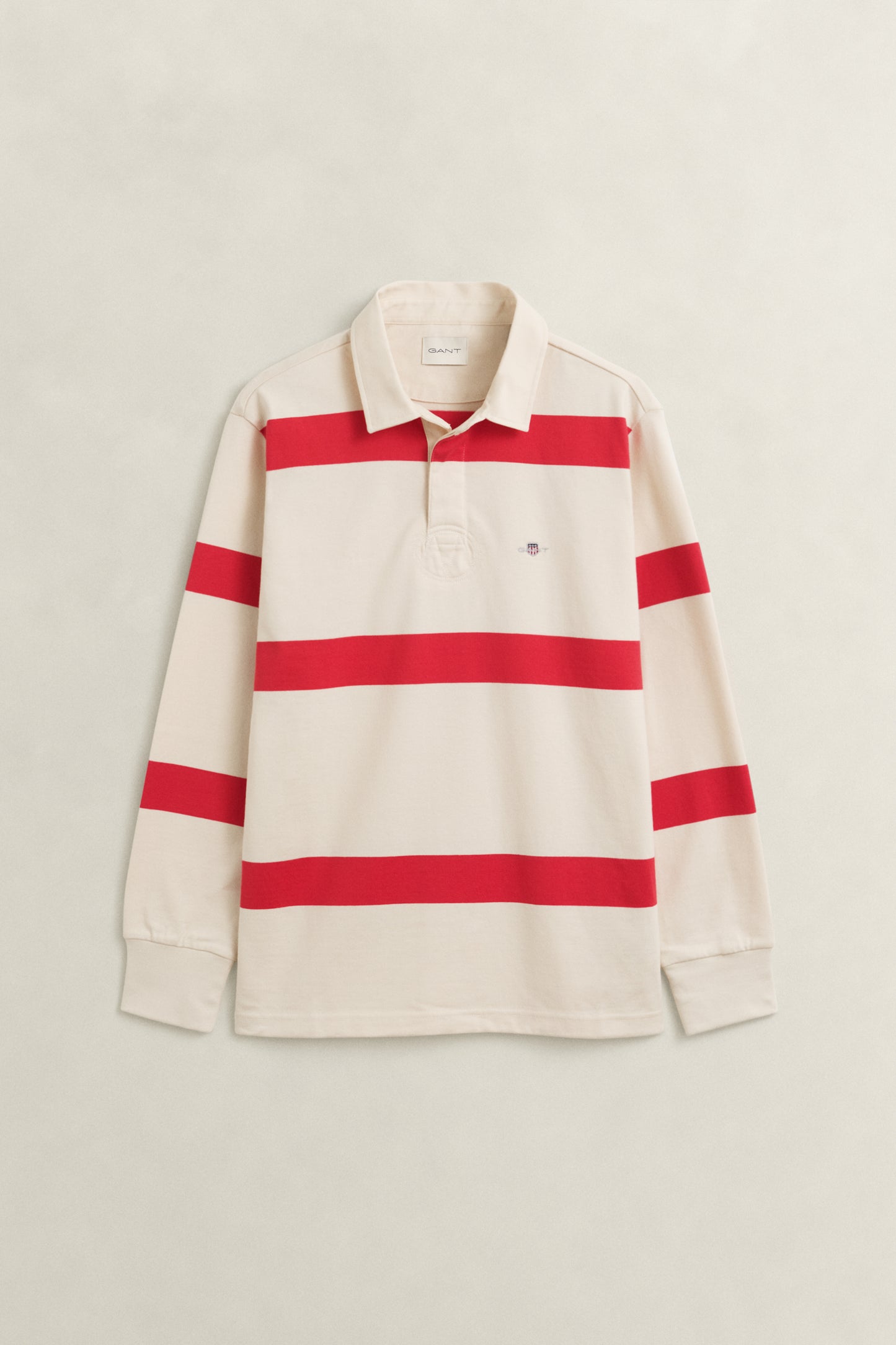 CREAMED WHITE, STRIPED RUGGER BY GANT AU.