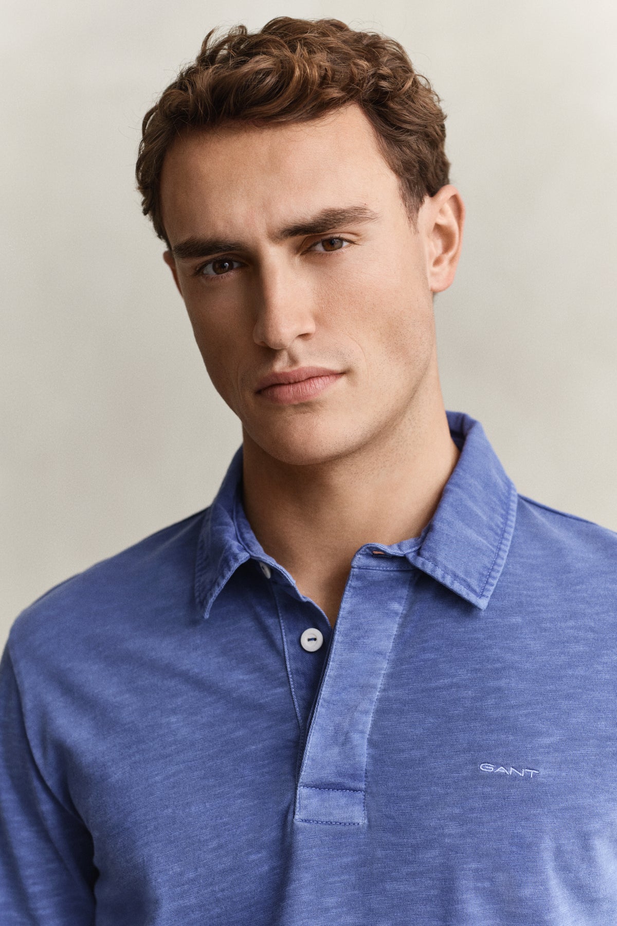 VINTAGE BLUE, WASHED SLUB HEAVY RUGGER, CLOSE-UP BY GANT AU.