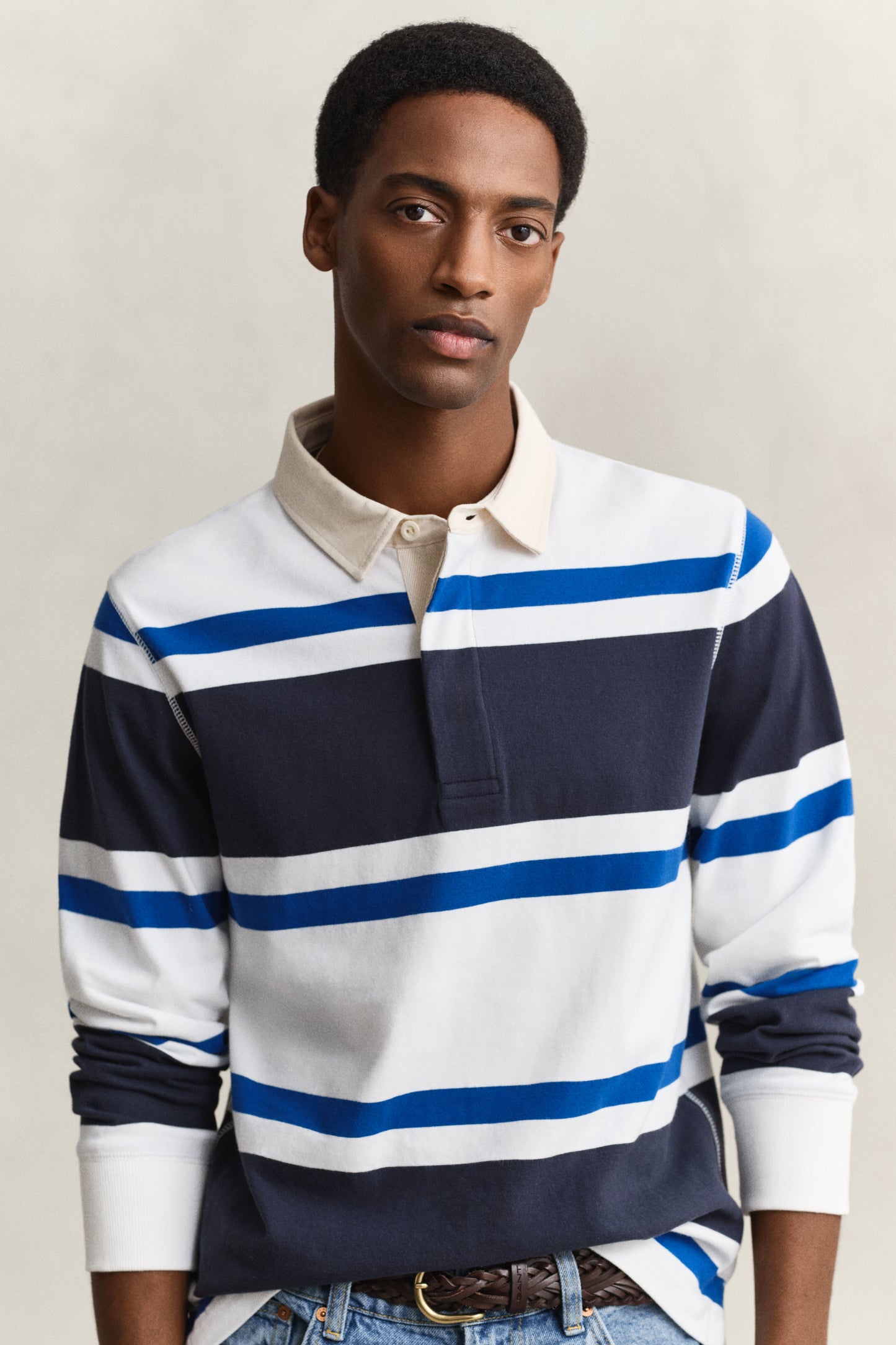 EVENING BLUE, BLOCKED STRIPE RUGGER, CLOSE-UP BY GANT AU.