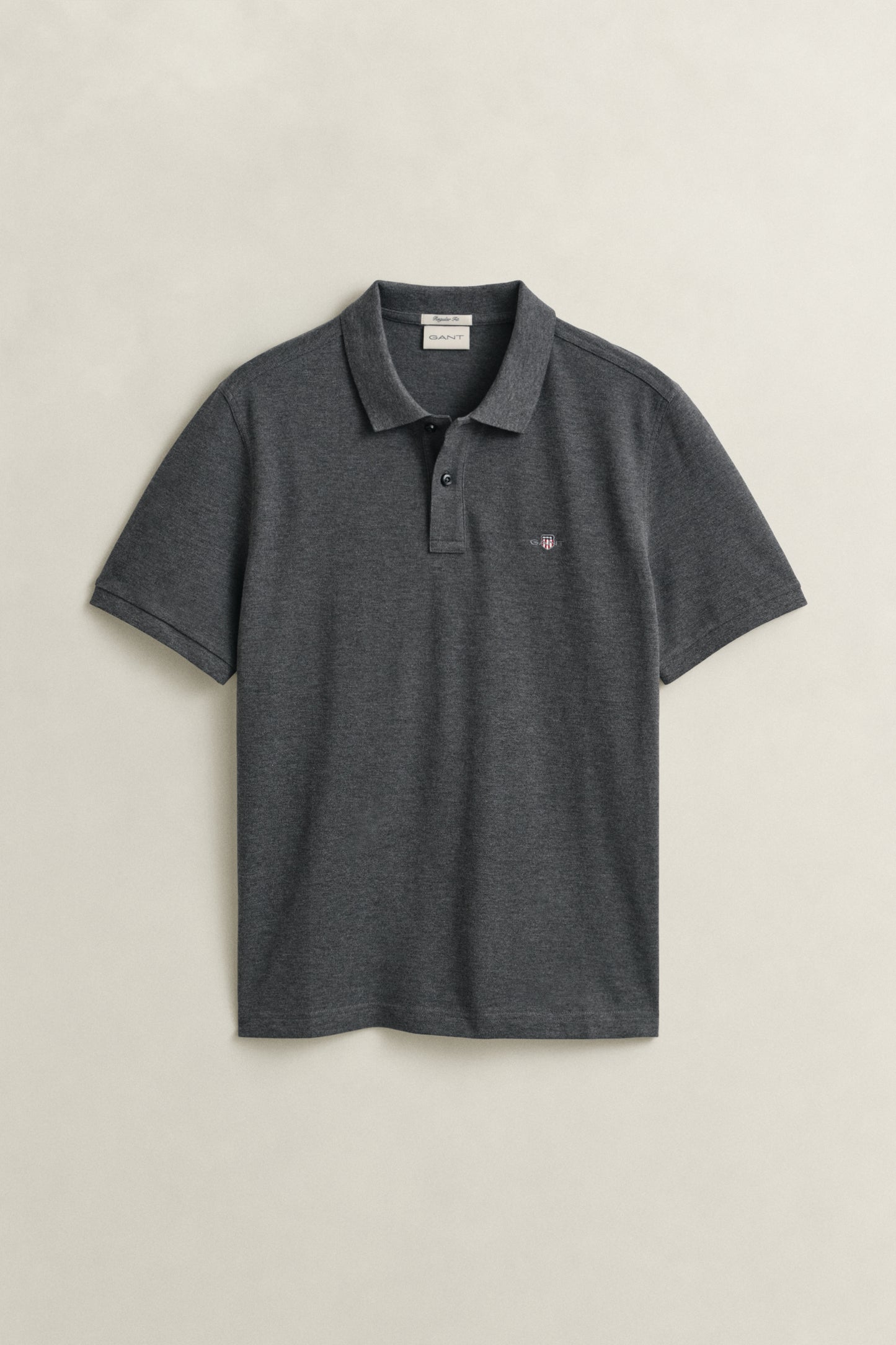 ANTRACIT MELANGE, REG SHIELD SS PIQUE POLO BY GANT AU.
