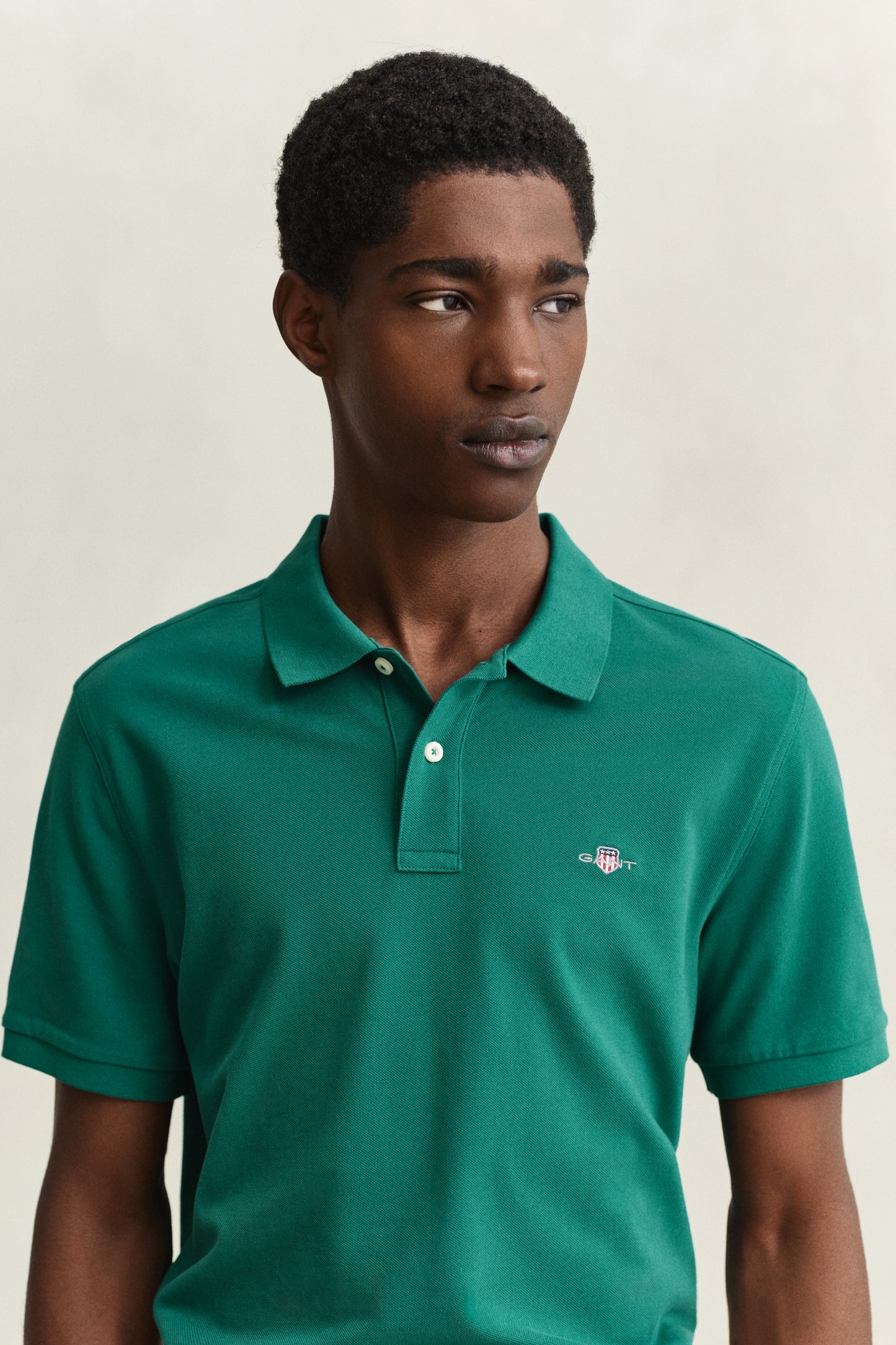 BOTANICAL HUE, Classic Regular Polo Shirt, CLOSE-UP BY GANT AU.