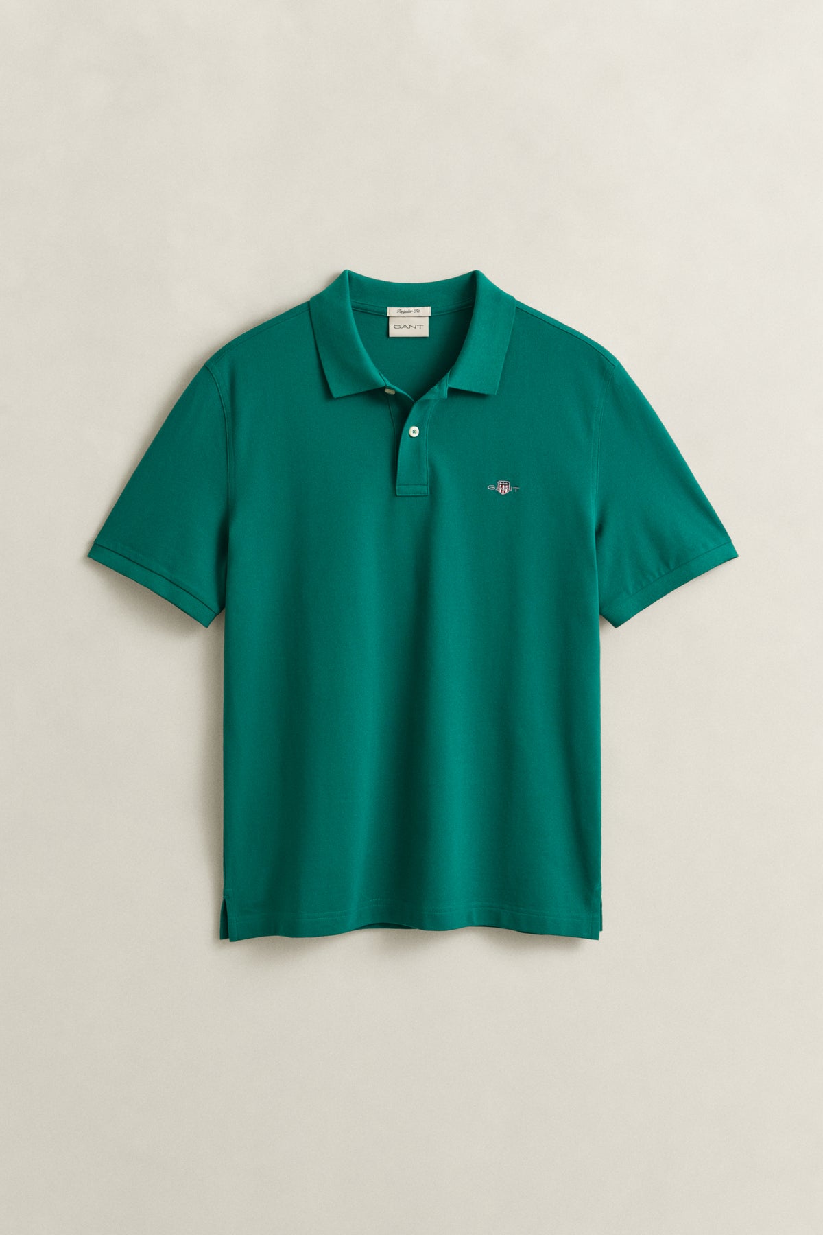 BOTANICAL HUE, Classic Regular Polo Shirt, FLAT-LAY BY GANT AU.