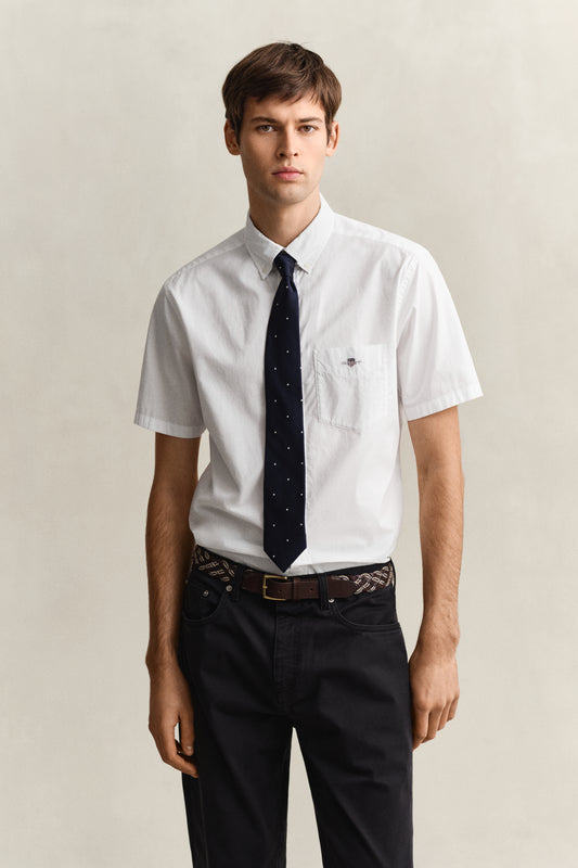 WHITE, REG CLASSIC POPLIN SS SHIRT, FRONT-VIEW BY GANT AU.