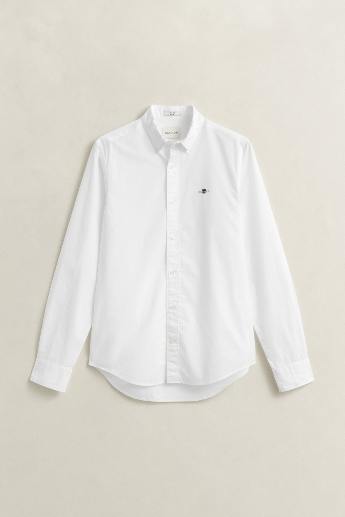 WHITE, SLIM CLASSIC POPLIN SHIRT, FLAT-LAY BY GANT AU.
