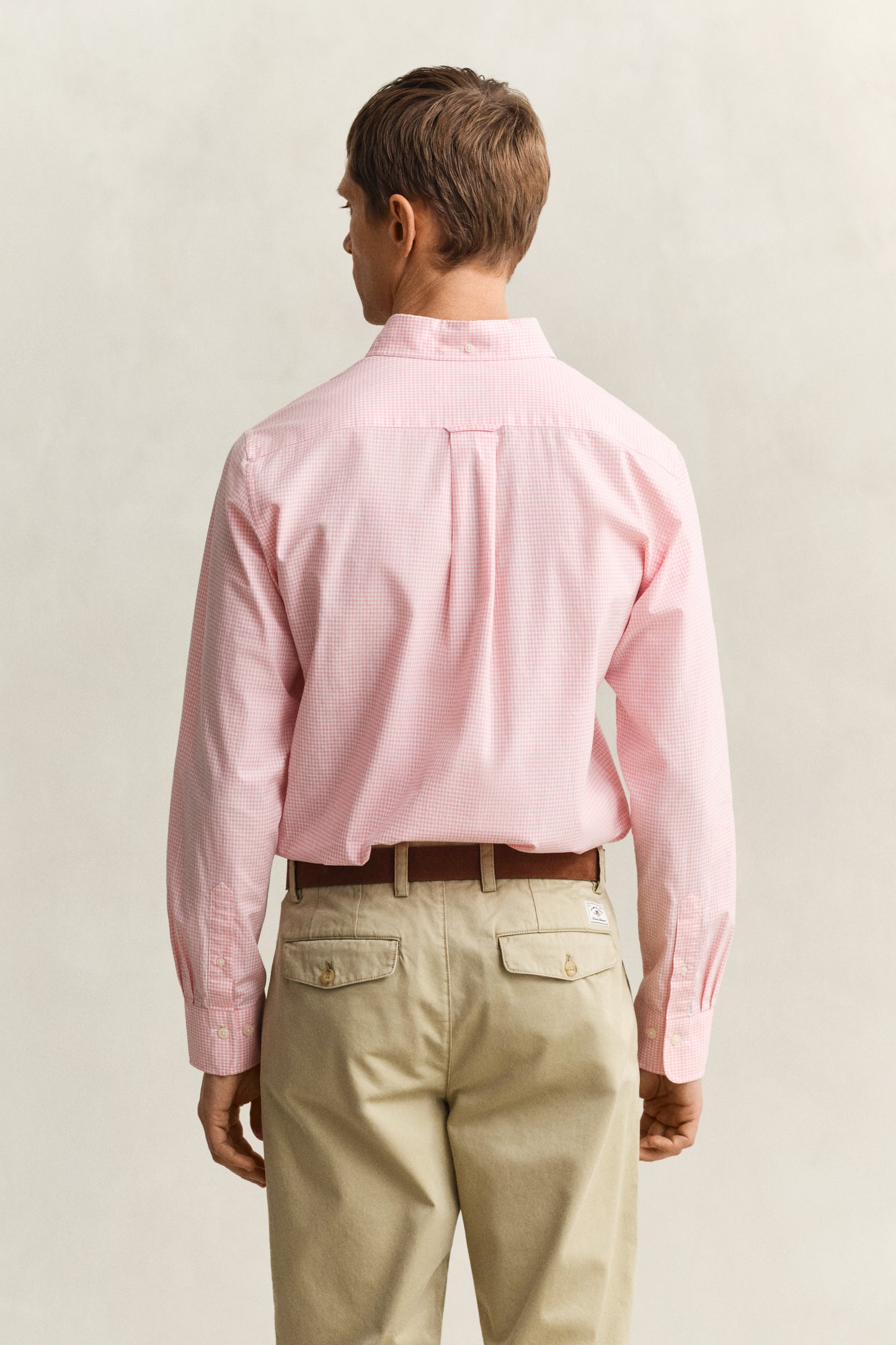 WASHED PINK, REG CLASSIC POPLIN GINGHAM SHIRT, BACK-VIEW BY GANT AU.