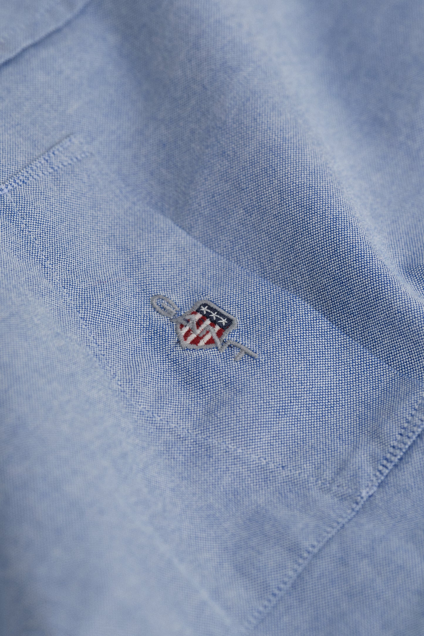 COLLEGE BLUE, REG CLASSIC OXFORD SHIRT, FLAT-LAY BY GANT AU.