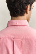ROSE RED, REG CLASSIC OXFORD SHIRT, CLOSE-UP BY GANT AU.