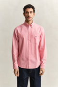 MODEL WEARING REG CLASSIC OXFORD SHIRT