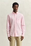 MODEL WEARING REG CLASSIC OXFORD SHIRT
