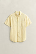 LIGHT MUSTARD YELLOW, REG CLASSIC OXFORD SS SHIRT, FLAT-LAY BY GANT AU.