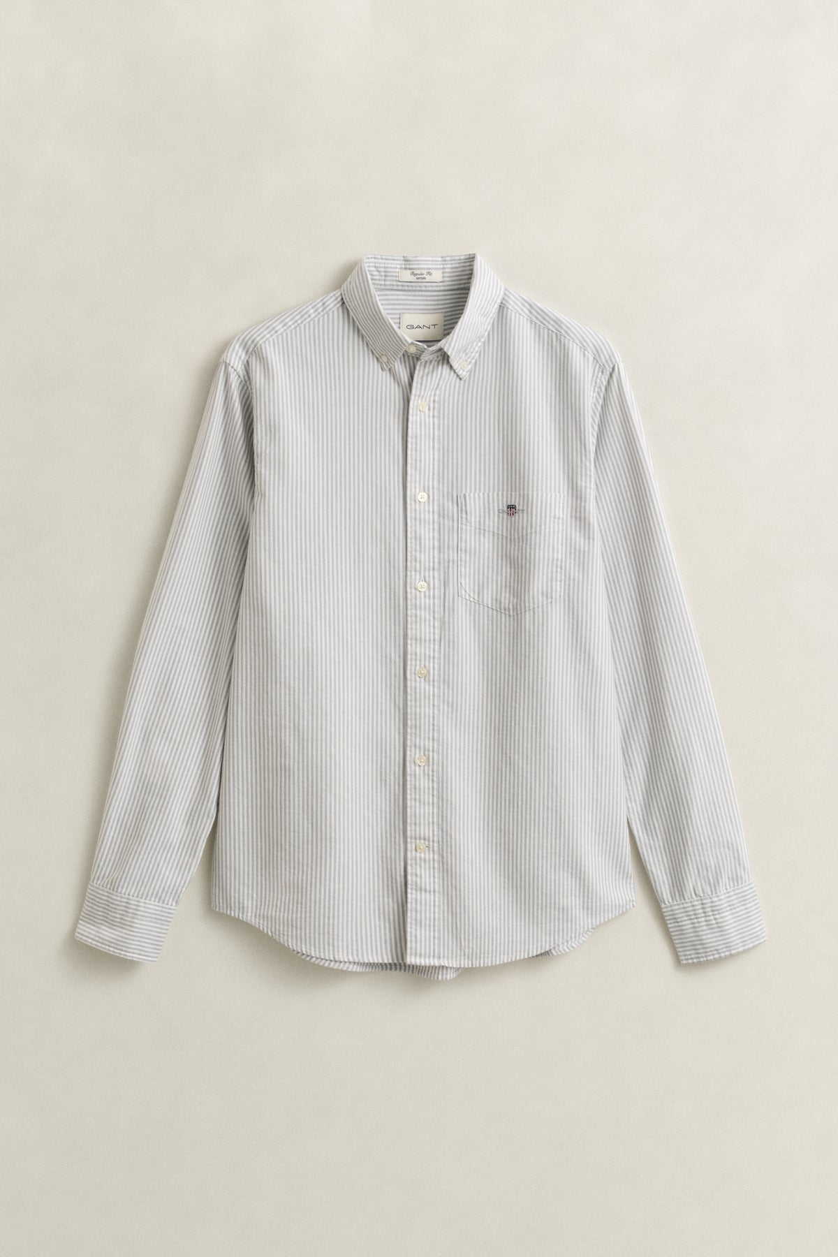PEWTER GREY, REG CLASSIC OXFORD STRIPE SHIRT, FLAT-LAY BY GANT AU.