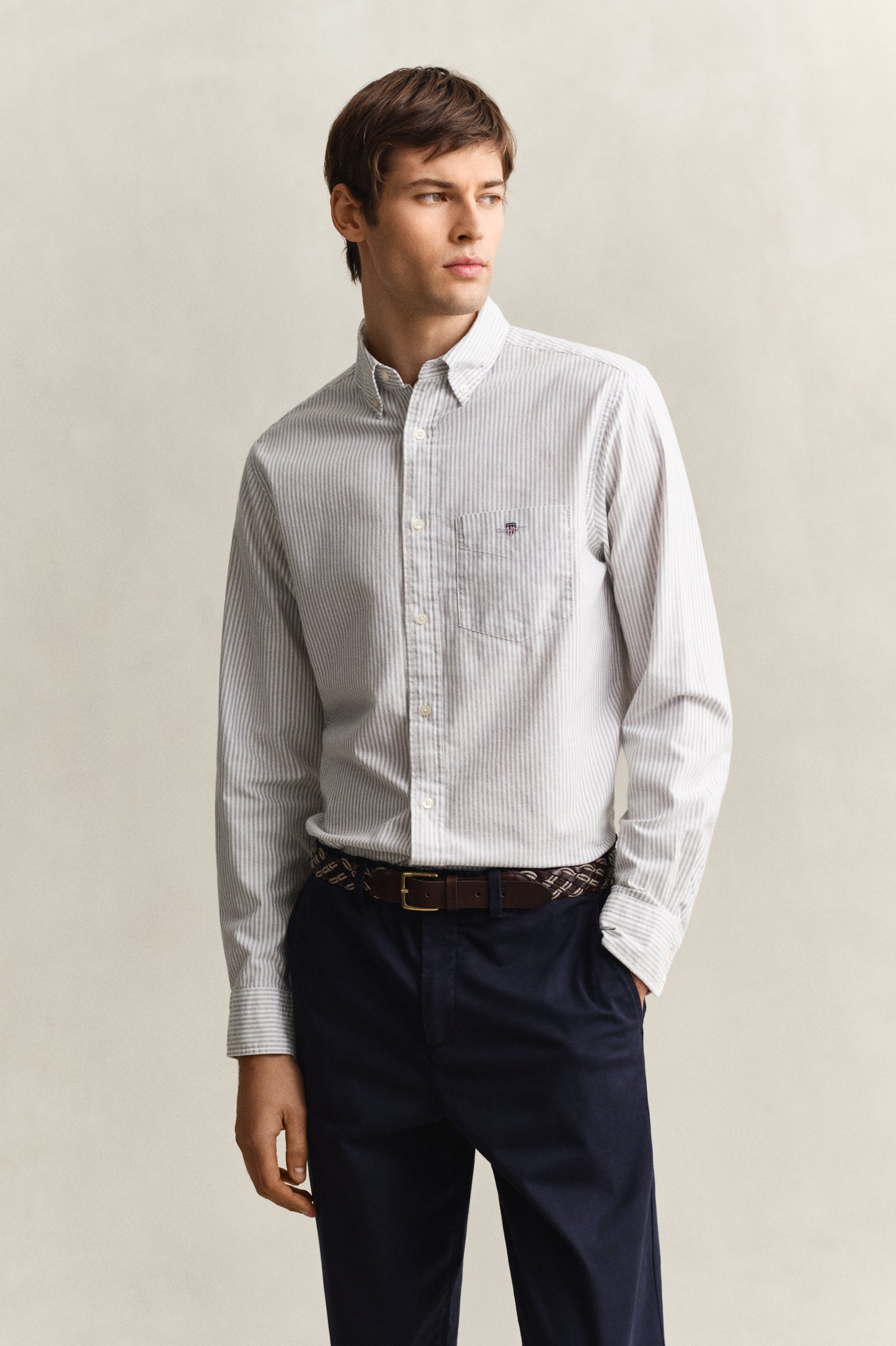 PEWTER GREY, REG CLASSIC OXFORD STRIPE SHIRT, FRONT-VIEW BY GANT AU.