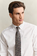 MODEL WEARING REG PINPOINT OXFORD SHIRT