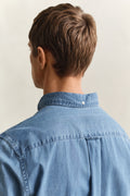 SEMI LIGHT BLUE, REG INDIGO BD, CLOSE-UP BY GANT AU.