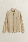 OAT BEIGE, REG GMNT DYED LINEN SHIRT, FLAT-LAY BY GANT AU.