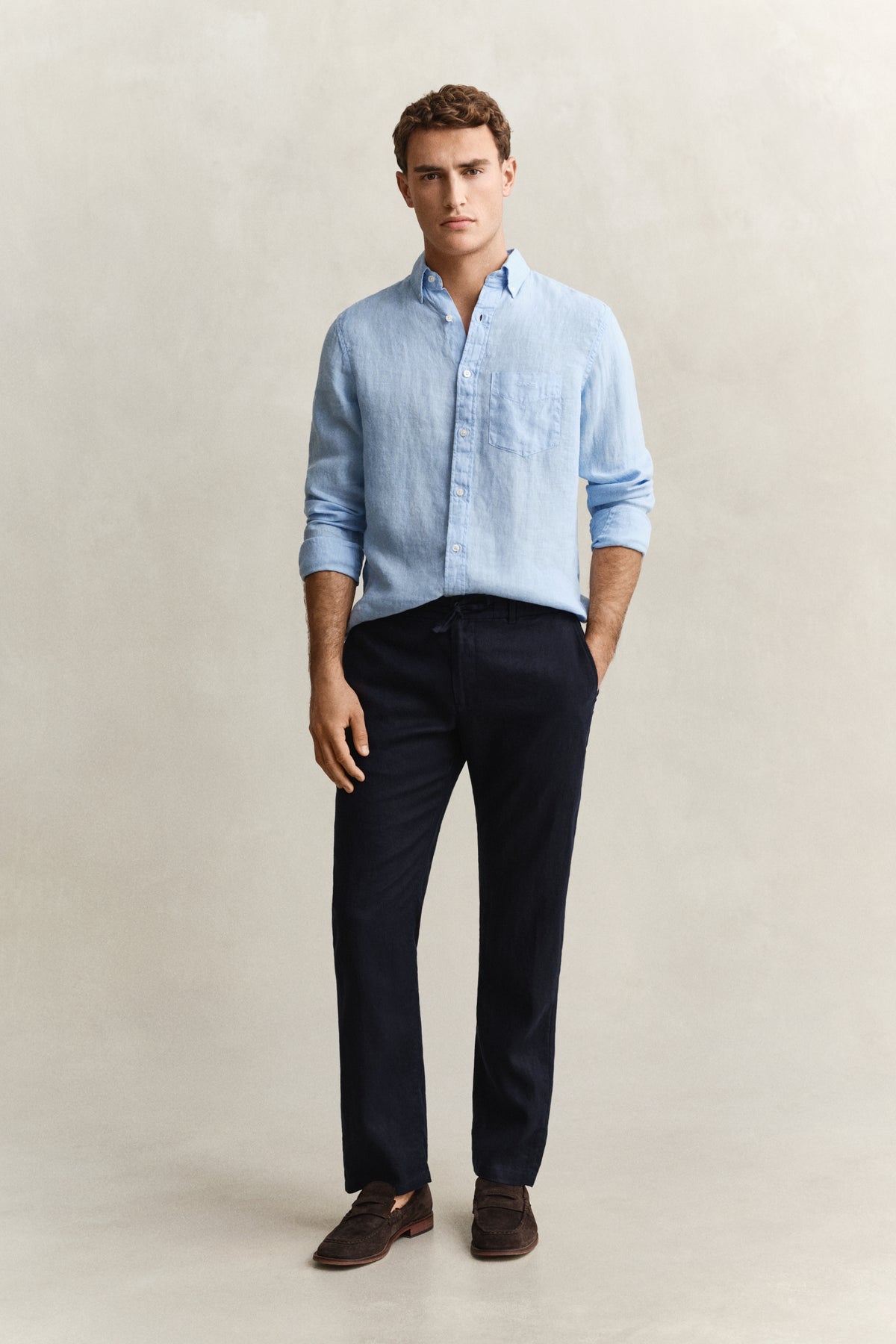 SKY BLUE, REG GMNT DYED LINEN SHIRT BY GANT AU.