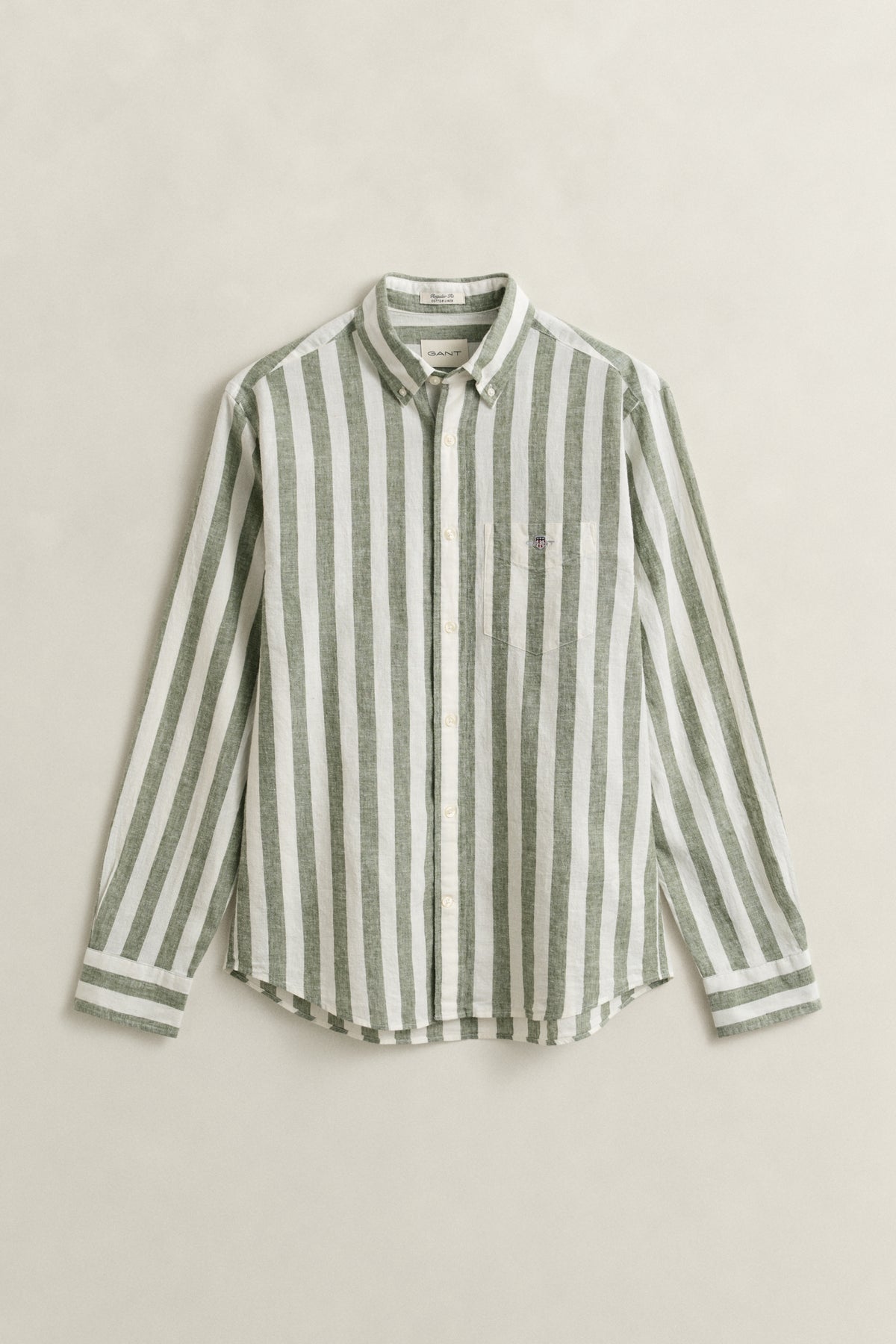 DRY HERB GREEN, REG COTTON LINEN STRIPE SHIRT, FLAT-LAY BY GANT AU.