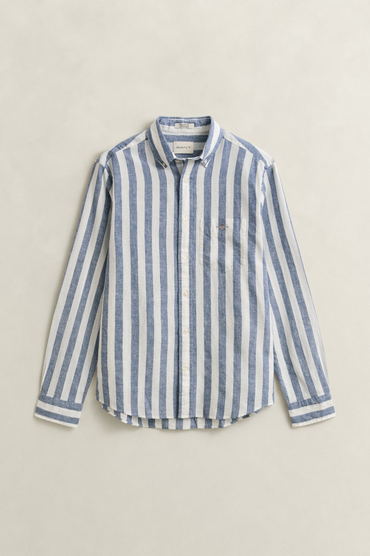 VINTAGE BLUE, REG COTTON LINEN STRIPE SHIRT, FLAT-LAY BY GANT AU.