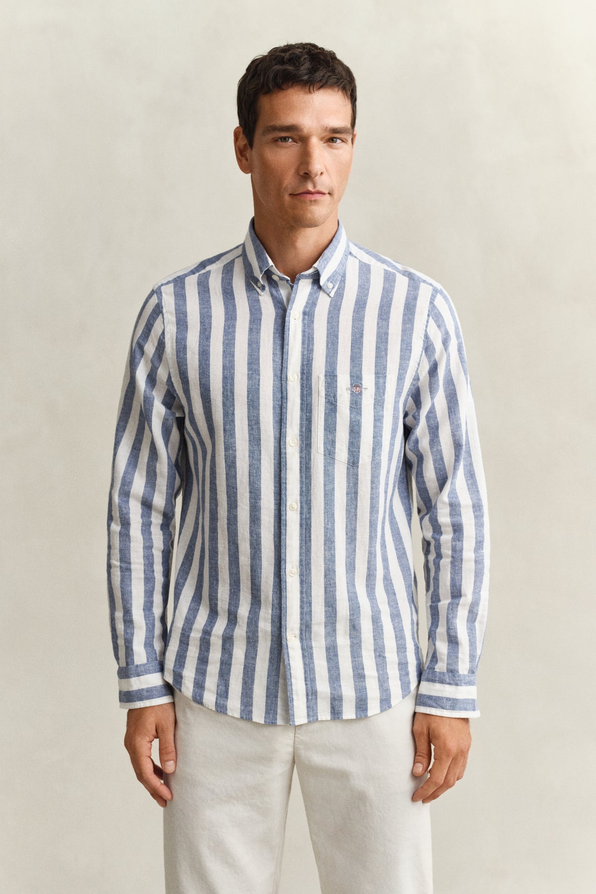MODEL WEARING REG COTTON LINEN STRIPE SHIRT